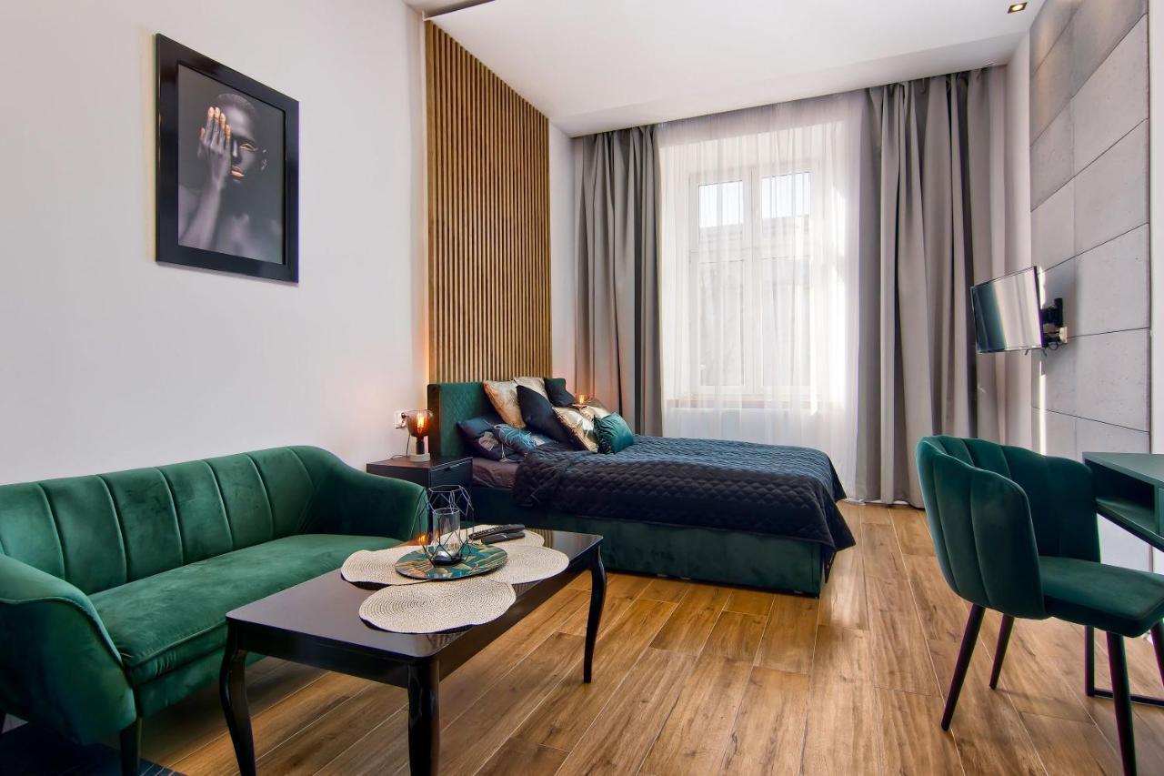 Apartament Czarny Z Jacuzzi Krakov Exteriér fotografie